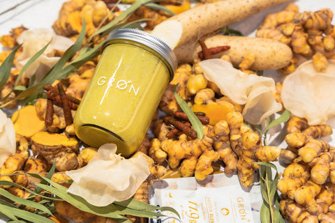 GRØNのゴールデンウォーリアーレシピ -アボカドとバナナのゴールデンスムージー