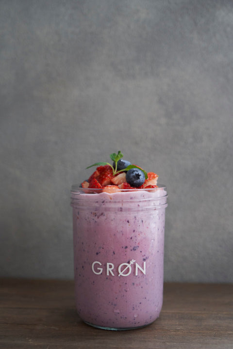 GRØNのレッドヒートレシピ -乳酸菌で免疫力を ビーガンベリーヨーグルトスムージー