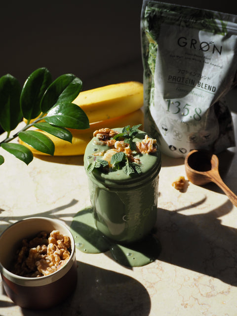 GRØNのグリーンモンスターのレシピ -手軽で簡単グリーンスムージー