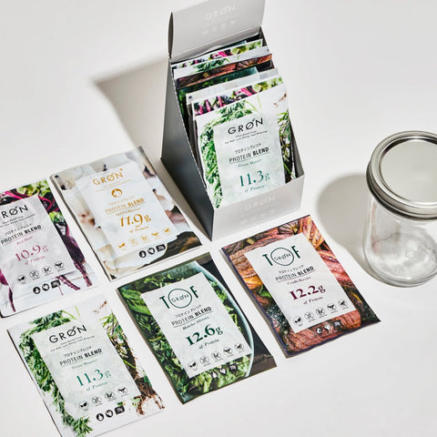 グロンの植物性プロテインブレンド 15日分とガラス製シェイカー